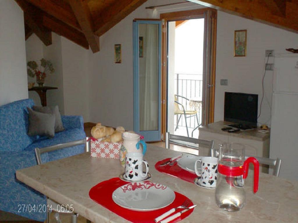 Appartamento Vista Lago - Betta Lezzeno Dış mekan fotoğraf